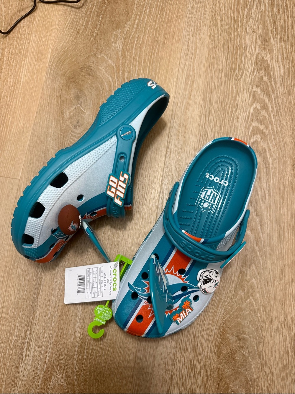 NWT Crocs NFL Classic Miami Dolphins Clog Mens 10